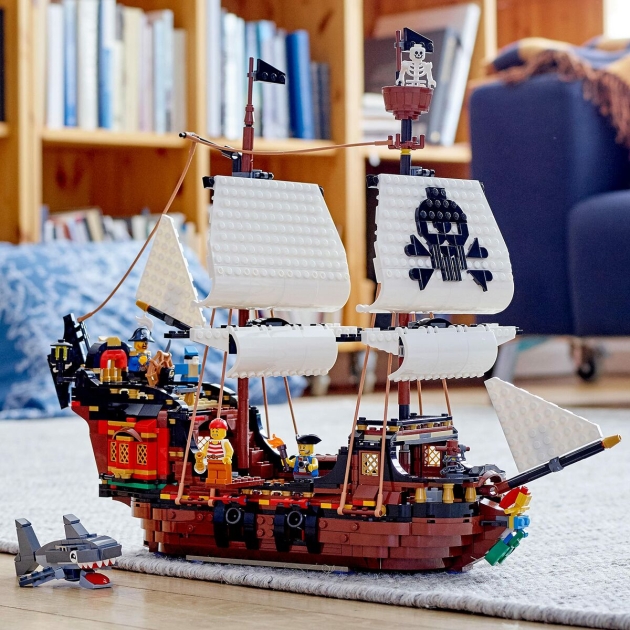 Transporto priemonių žaidimo rinkinys Lego Creator 31109 Pirate Ship 3 viename 1260 Dalys